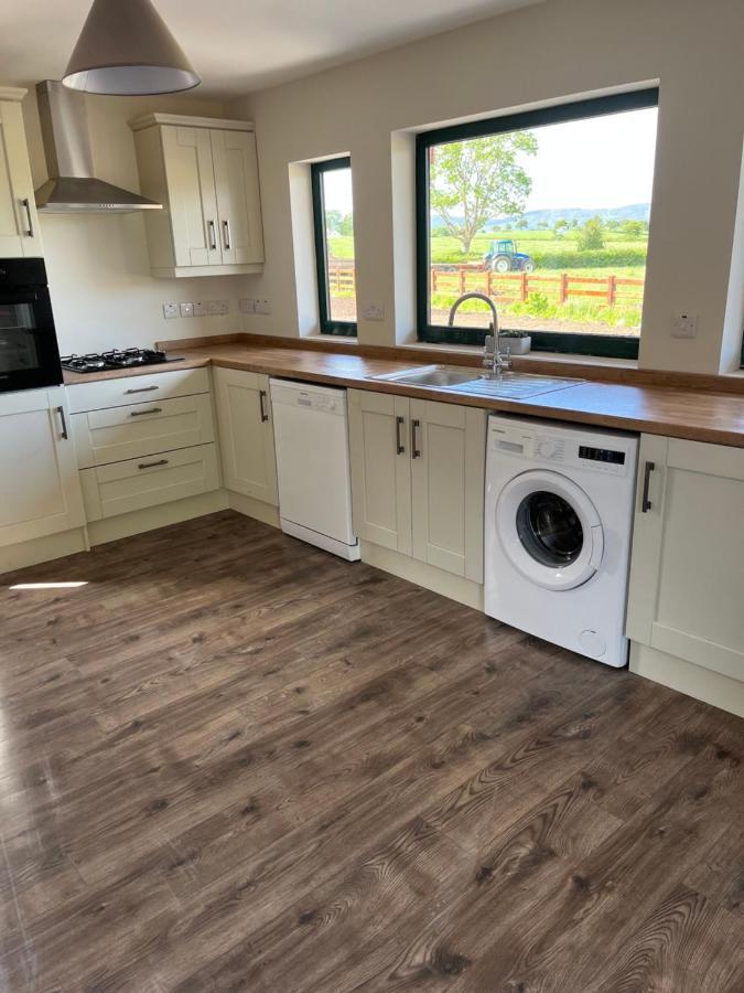Oakwell Holiday Village Ramelton Экстерьер фото